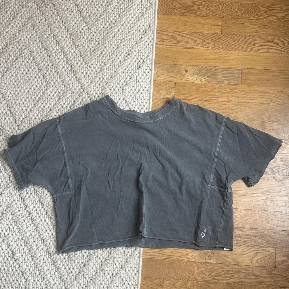 FP Movement by Free People Gray Short Sleeve Cropped Tee